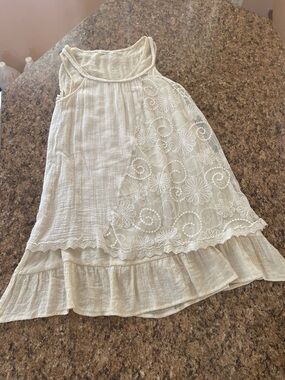 Blu Pepper Cream Sleeveless Embroidered Layered Mini Dress